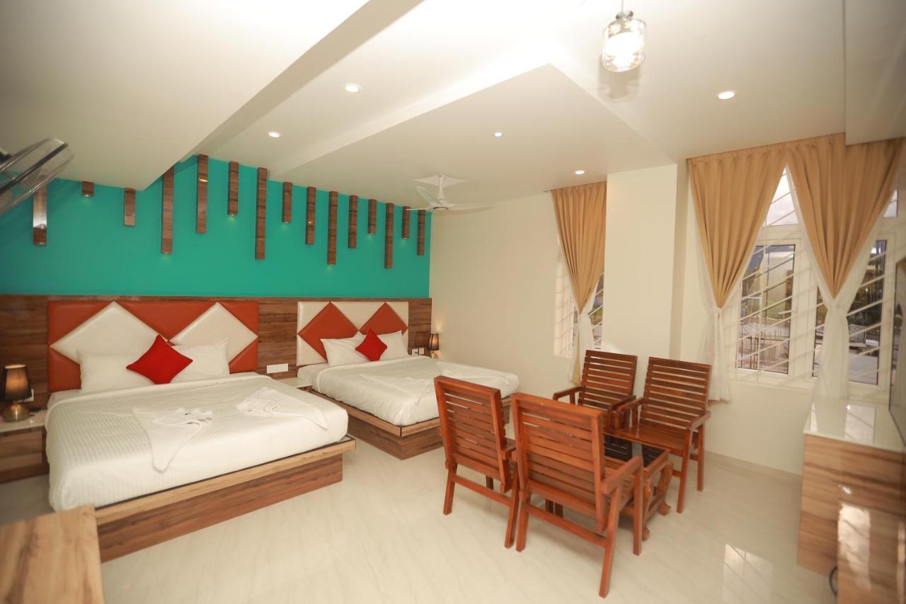 Hotel Sree Bharat Residency à Alāndurai Extérieur photo