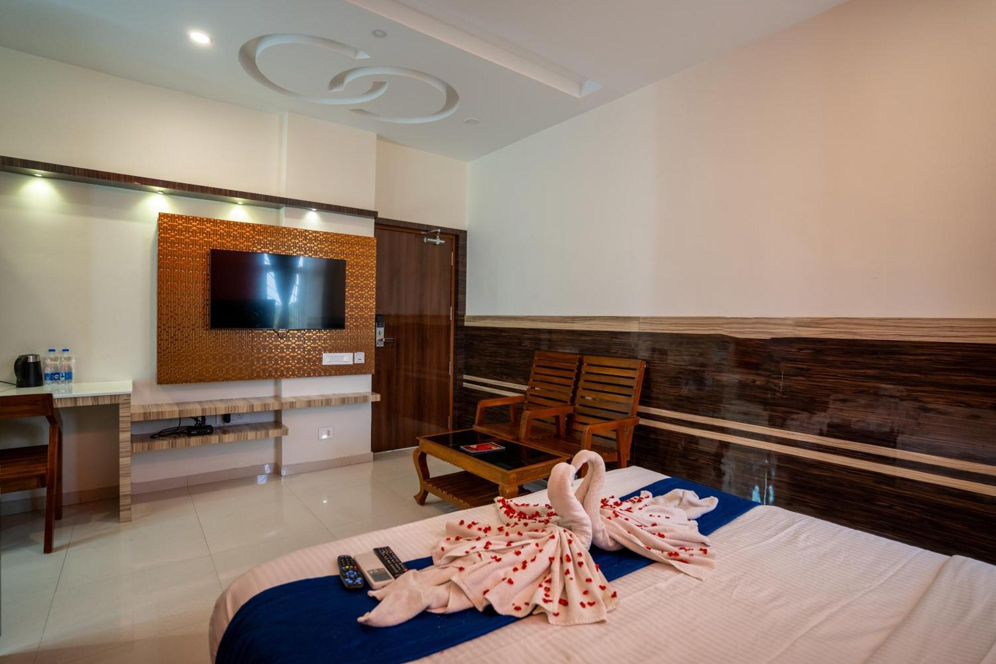 Hotel Sree Bharat Residency à Alāndurai Extérieur photo